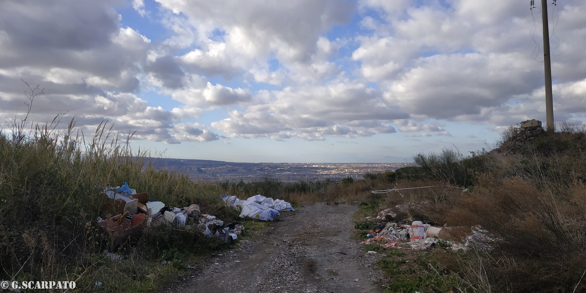 Ercolano, dei rifiuti nel Parco Nazionale del Vesuvio e d’altre storie