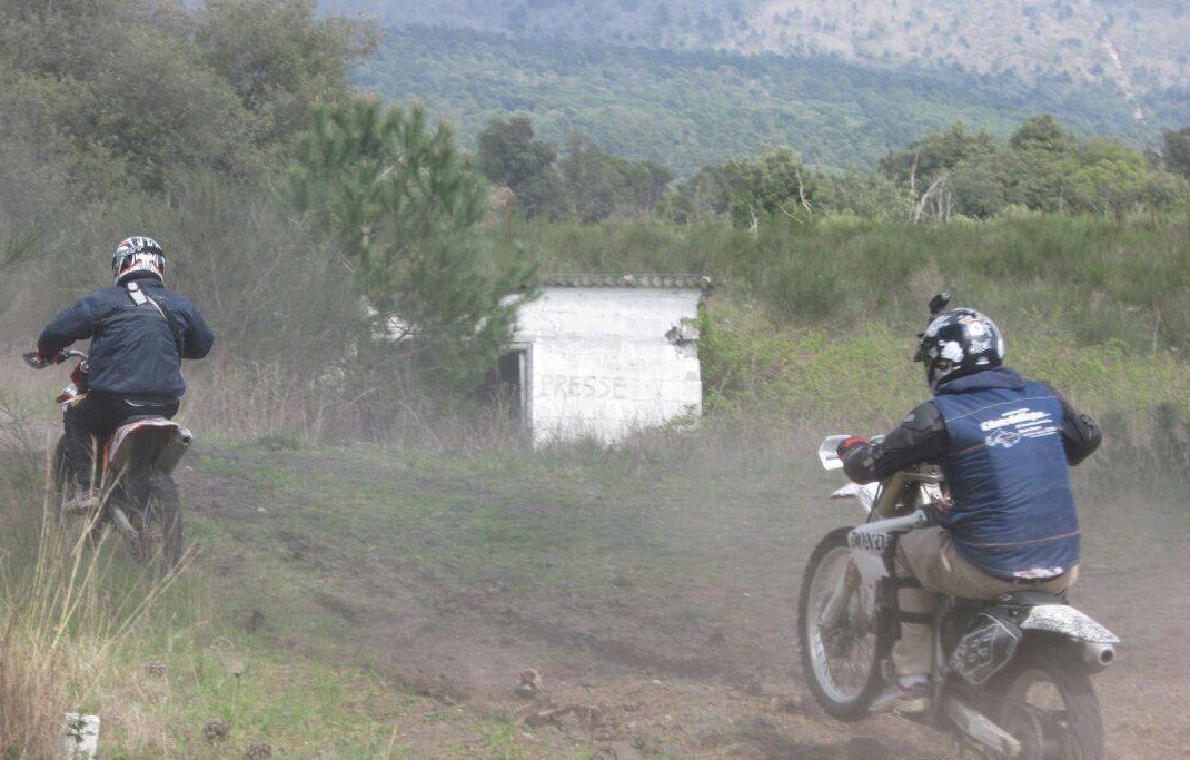 Parco Nazionale del Vesuvio aggressione ad un runner da parte dei motociclisti