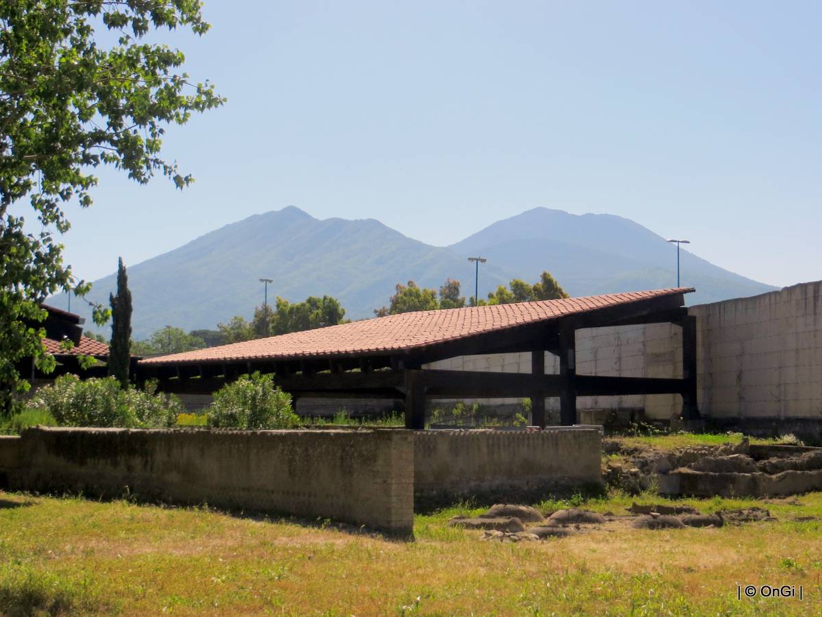 La villa romana di Caius Olius Ampliatus e lo sconosciuto con l’anello