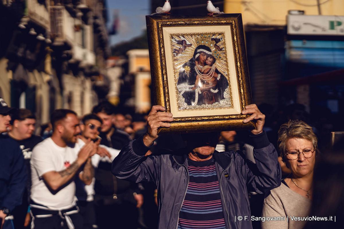 La Madonna delle galline di Pagani